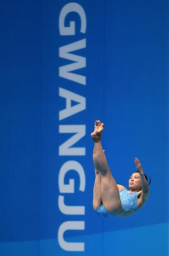 亚运女子跳水三米板